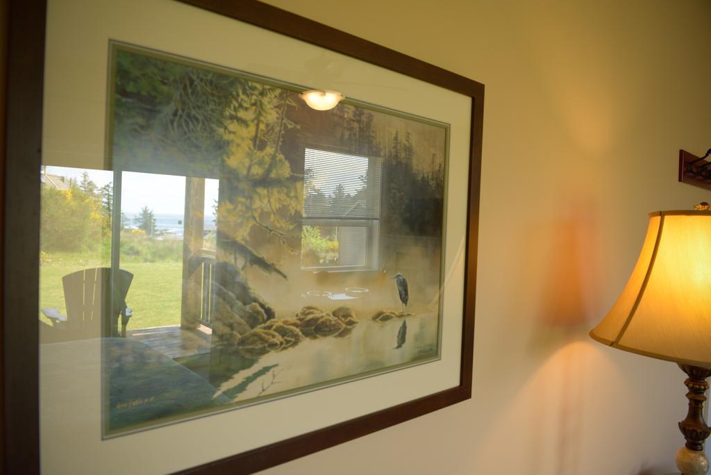 Ocean Mist Guesthouse Ucluelet Bilik gambar